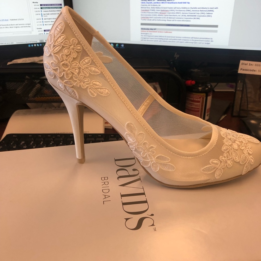 BRAND NEW David’s Bridal White Lace Heels